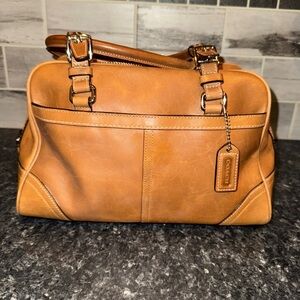 Coach Pre-owned Brown Hamptons Leather Purse